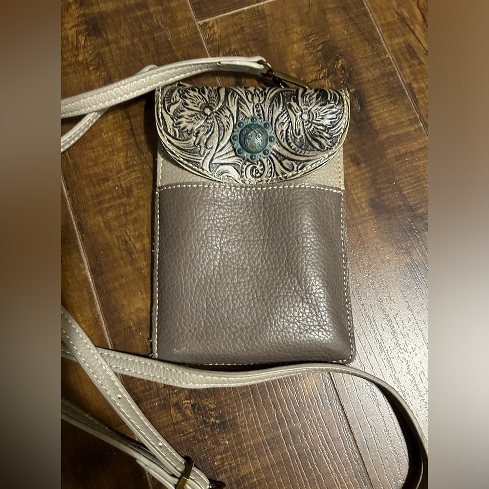 Montana West Tooled leather mini crossbody / belt bag - Picture 3 of 10